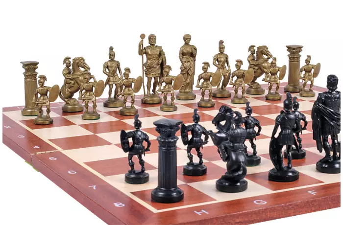 Figury szachowe stylizowane na Cesarstwo Rzymskie, czarno-złote (król 98 mm)
